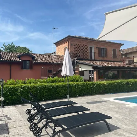 Alojamento de Acomodação e Pequeno-almoço Osteria La Milonga Agliano Terme